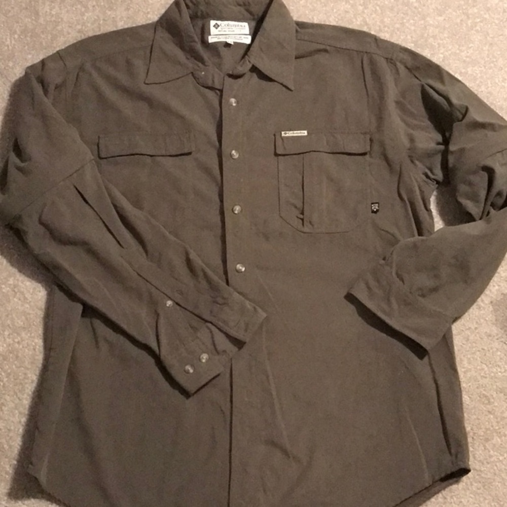 Columbia zip off sleeve shirt